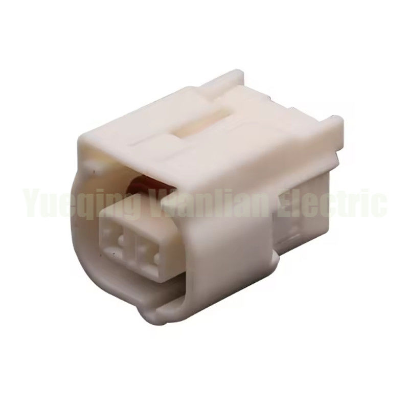 2 Pin 6189-0641 Auto Draht Gurt Steckdose Weißes Auto Kunststoffgehäuse Unverschlossener Steckverbinder