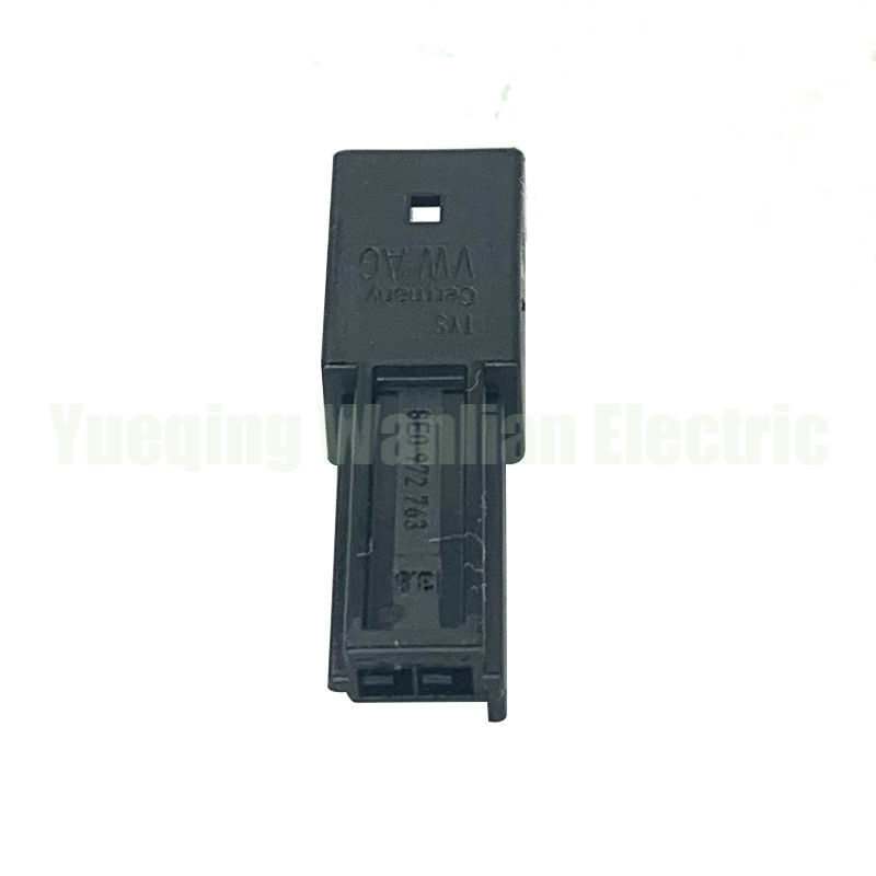 2 Pin 8E0972763 AC Montage Auto-Tweeter Audio elektrischer Stecker Automobil Kabel Steckdose Autoadapter