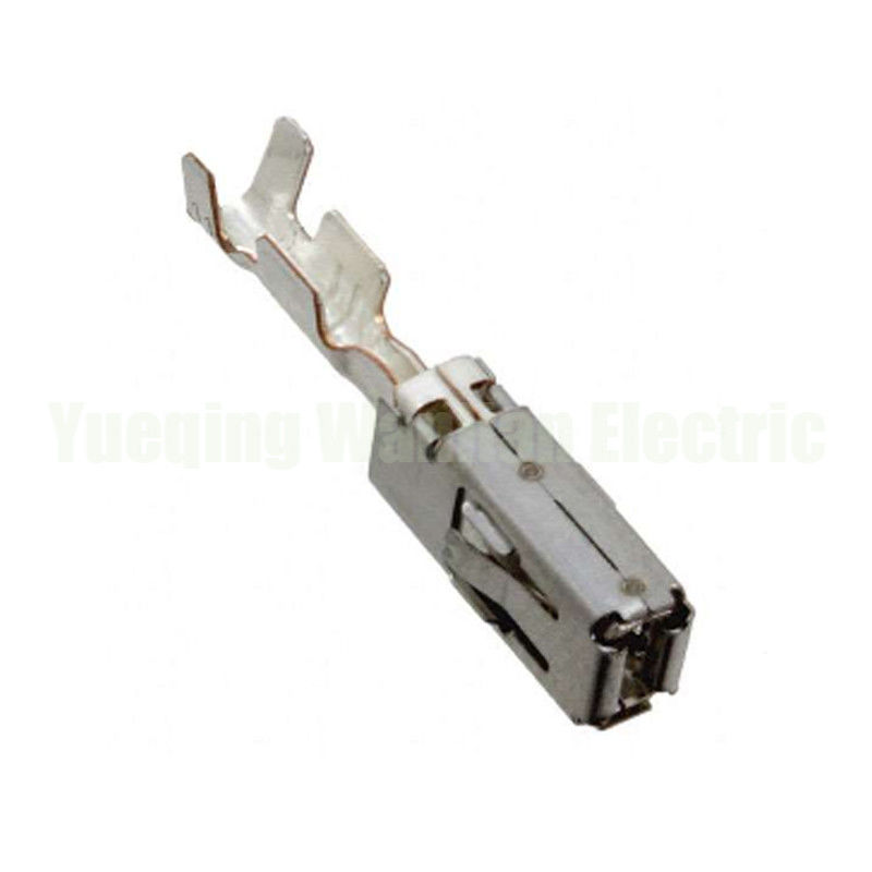 1-968849-3 Automobil-Crimp-Brass-Terminal für Fahrzeug-Verkabelungsharness-Anschluss