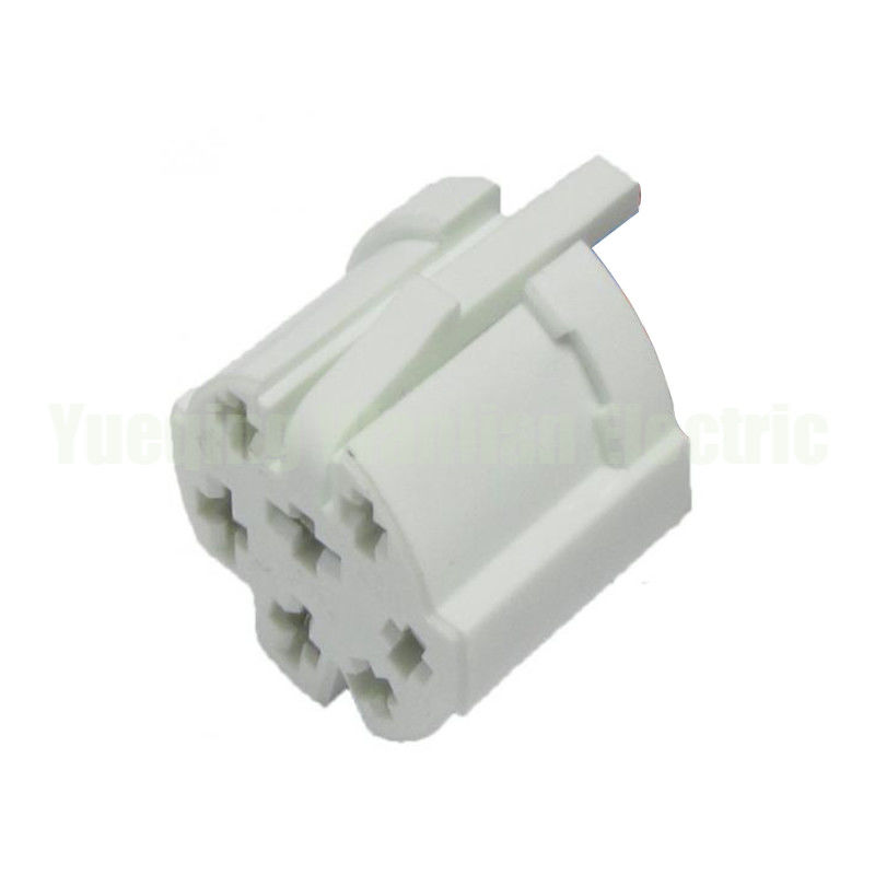 7 Pin 1118-3724420 Wechselstromverbindung Auto-Automobile Verkabelung Steckdose Auto-elektrische Steckverbinder